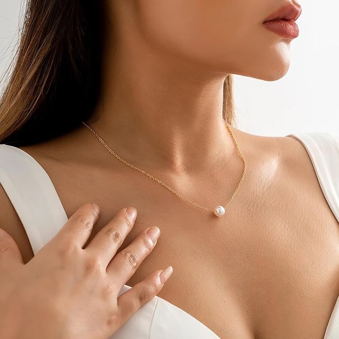 Dainty Floating Pearl Pendant Necklace